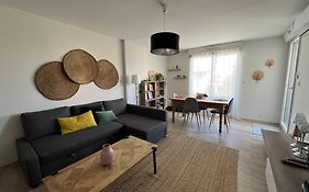 Charmant appartement ensoleillé-Terrasse - PARKING Gratuit - Isle sur la Sorgue